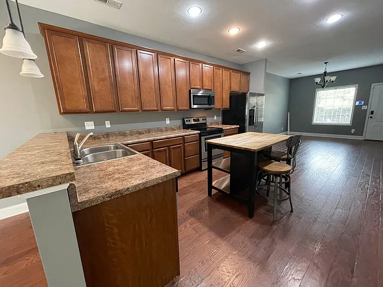 7127 Deer Springs Way — Photo 5