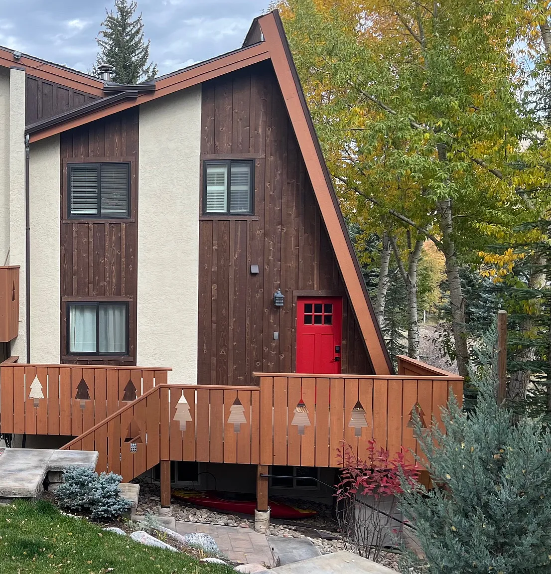 2 bed, 1000 sqft, $3,400 — Photo 1