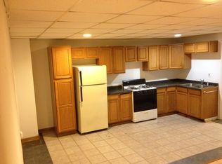 911 Washington Rd APT 5, Kenosha, WI 53140
