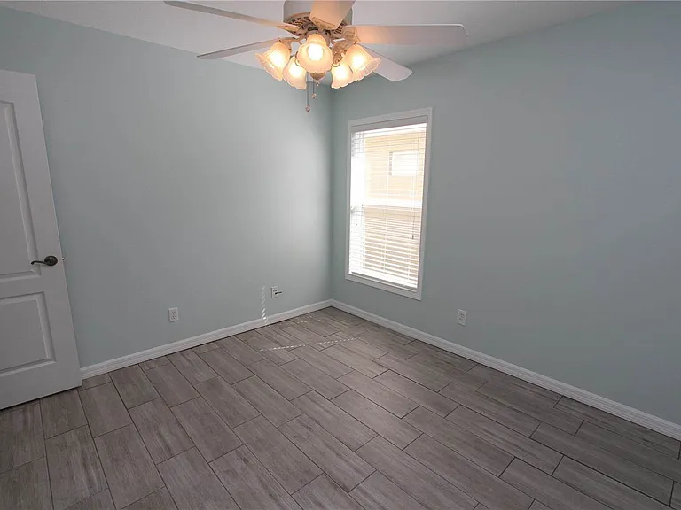 11717 Crawford Parrish Ln — Photo 14