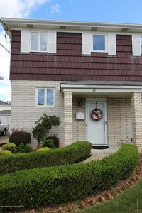 91 Amber St, Staten Island, NY, 10306