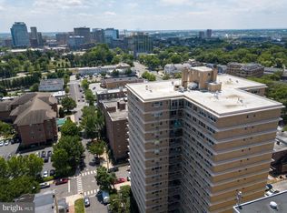 1301 N Harrison St APT 401, Wilmington, DE 19806