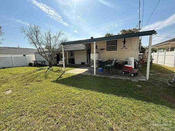 3rd image of 408 Labree Rd
