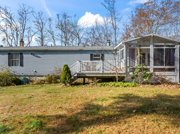 1106 US Route 1, York, ME 03909