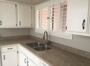 25227 S Berry Brook Dr, Chandler, AZ 85248