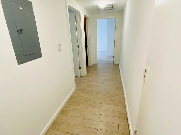 1613 Meridian Ave #305 — Photo 14