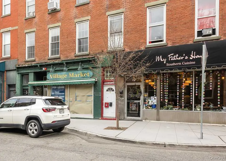 12 N Broadway #1