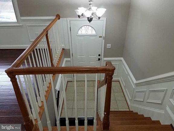 5th image of 4907 Kirkdale Dr