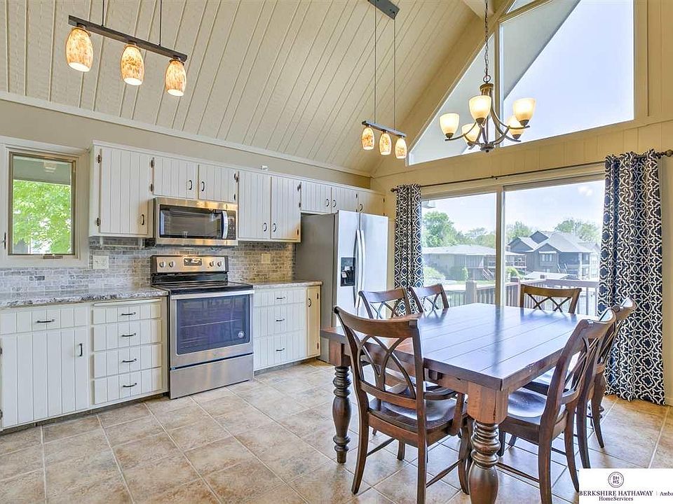 137 Ginger Cove Rd, Valley, NE 68064 Zillow