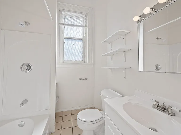 508 Greenup St — Photo 11