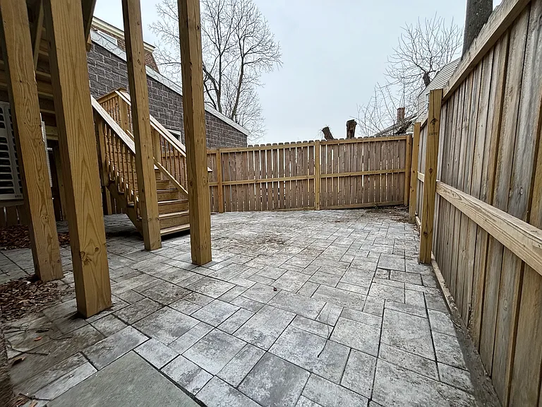 165 W Main St #1 — Photo 14