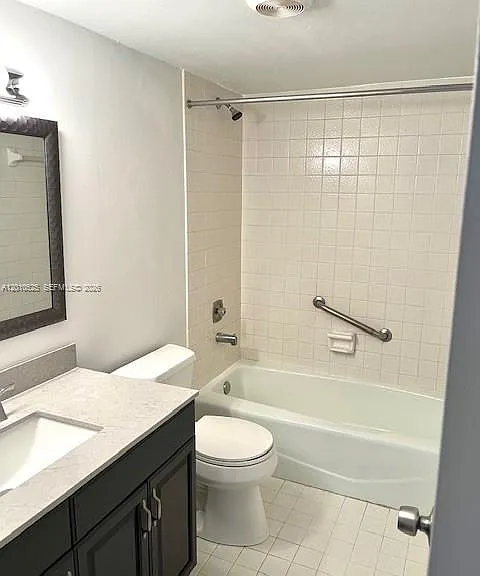3920 Inverrary Blvd #204C — Photo 18