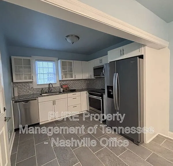 3715 Hilltop Ln — Photo 7
