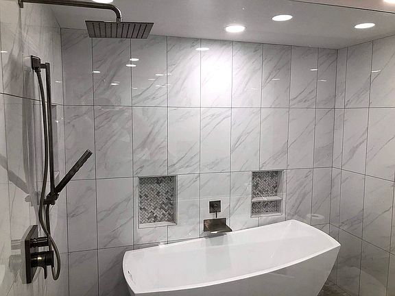 Wet Room Master Bath