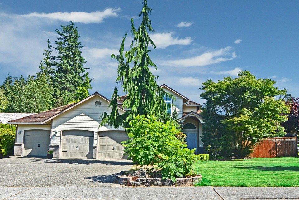 1st image of 6033 155th St SE