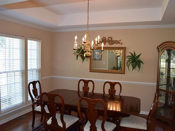 Formal Dining Rm on lft