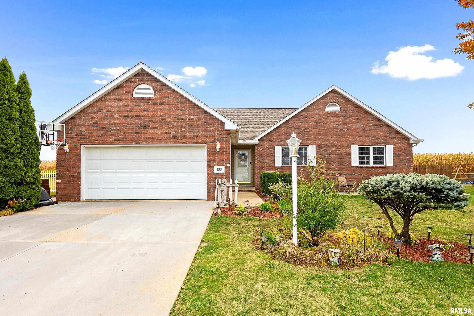 138 Heatherview Dr photo 1