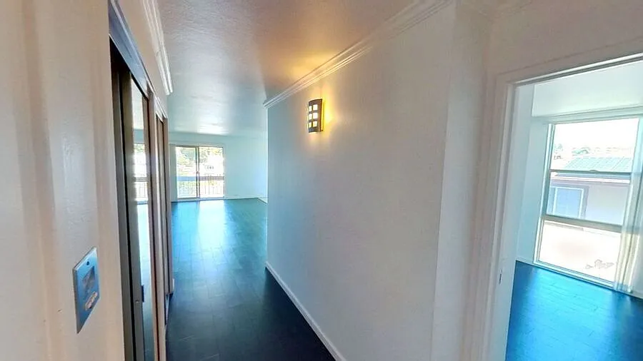 373 Staten Ave — Photo 3