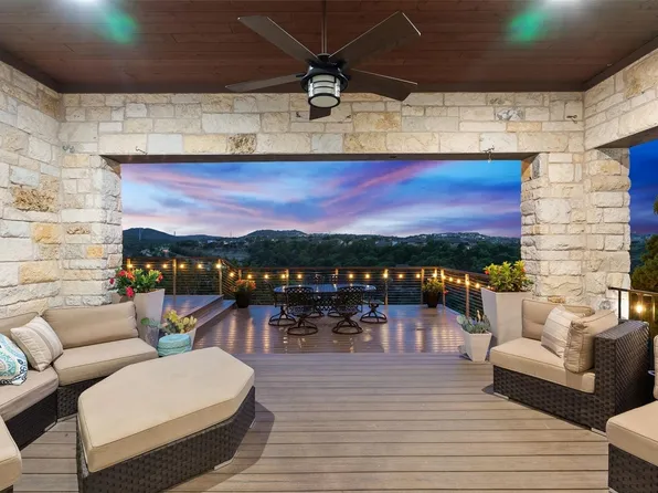 215 Rocky Coast Dr, Austin, TX 78738