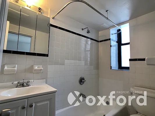 Rented by Oxford Property Group | media 20