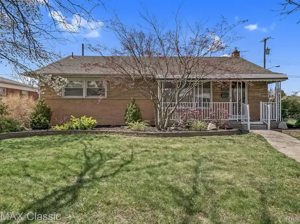 6627 Hawthorne St, Garden City, MI 48135