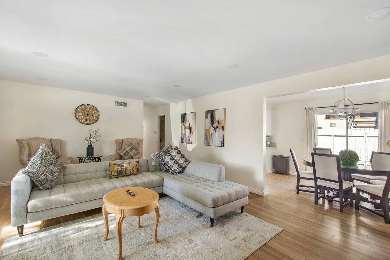 3 bed, 1300 sqft, $5,000 — Photo 3