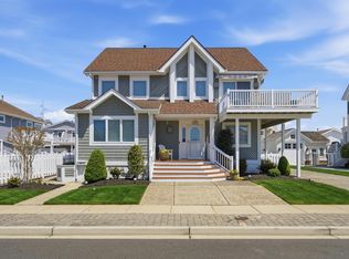 281 69th St, Avalon, NJ 08202