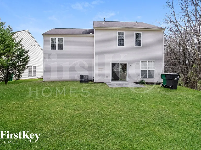 9201 Aloysia Ln — Photo 15