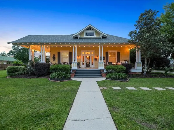 215 N 6th St, Ponchatoula, LA 70454