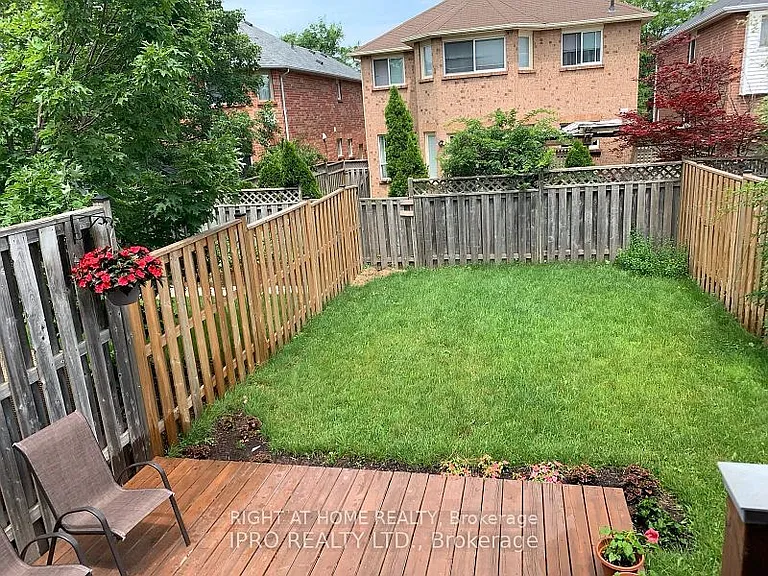 2211 Ridge Lndg — Photo 14