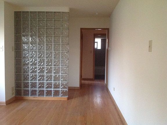 3rd image of 8318 Lavergne Ave