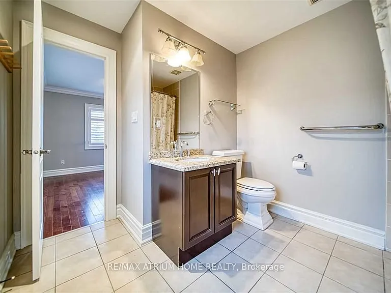 18 Soleil Blvd — Photo 13