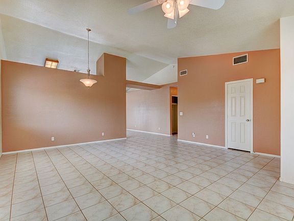 5th image of 5128 Golfridge Dr