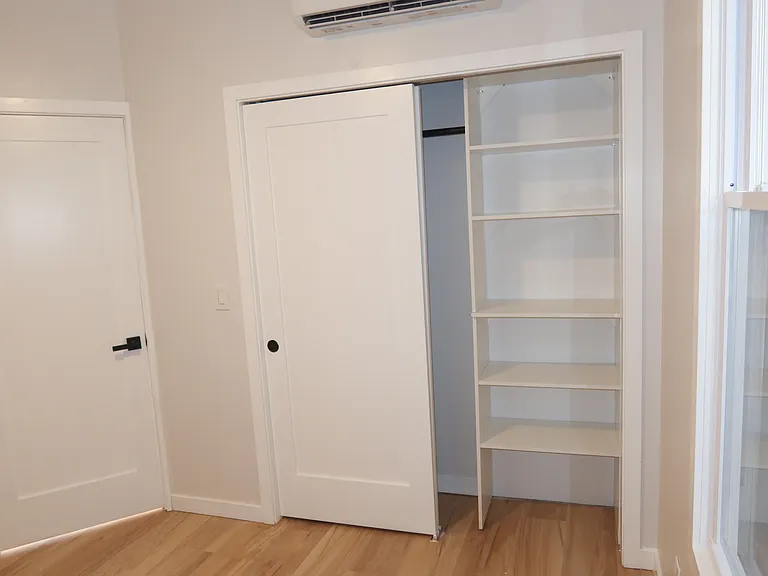 116 Van Riper Ave #1 — Photo 9