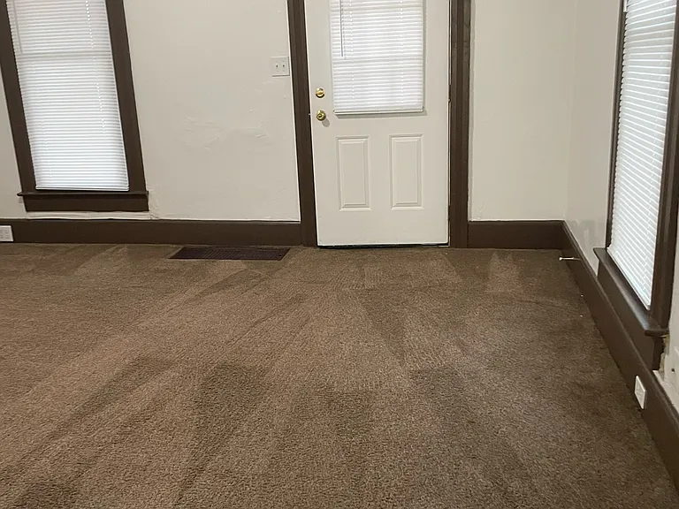 1311 Fletcher St — Photo 2