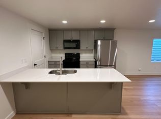 1021 E Blackfeet Dr #2, Eagle Mountain, UT 84005
