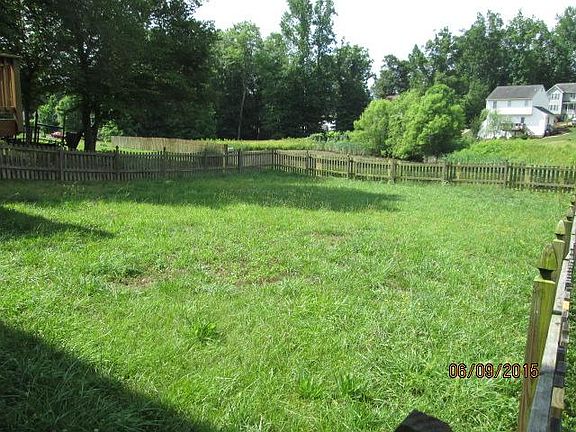 2nd image of 1800 Providence Creek Cir