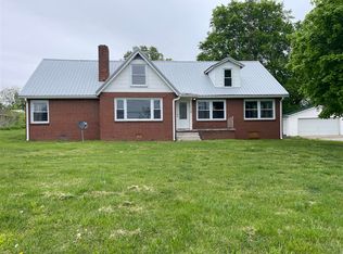 110 W Nashville St, Pembroke, KY 42266