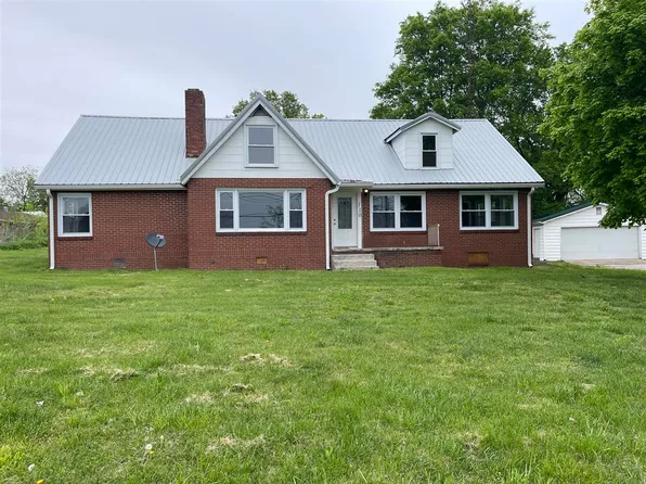 110 W Nashville St, Pembroke, KY 42266