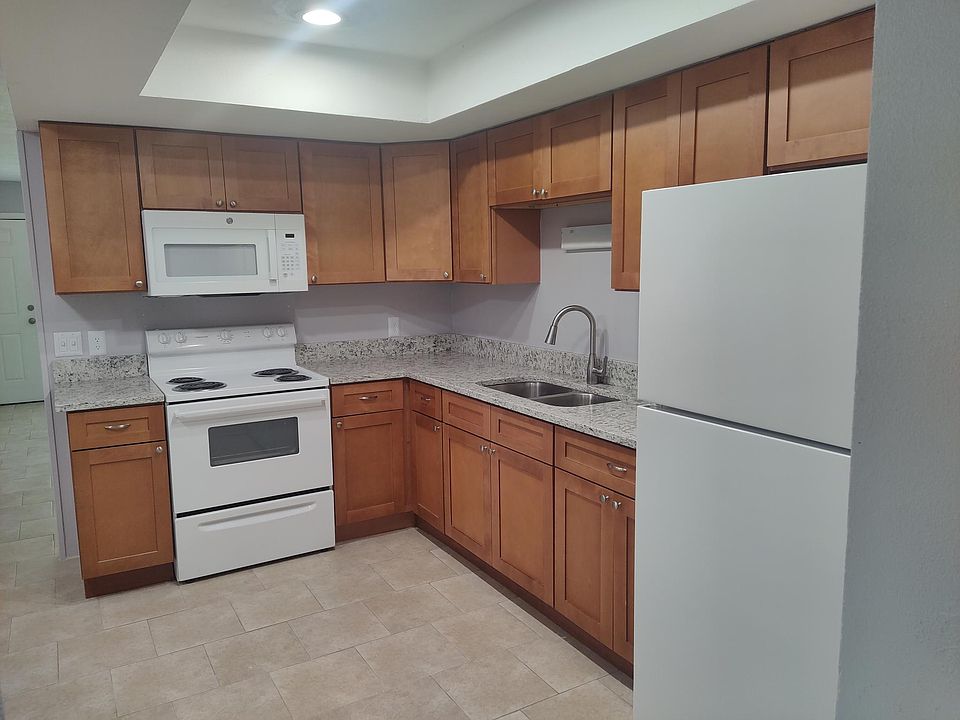 Spacious kitchen with new counters