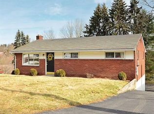 109 Fieldstone Dr, Glenshaw, PA 15116