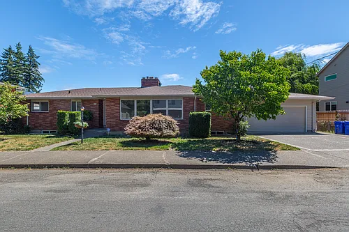 3728 SE 49th Ave Photo 1