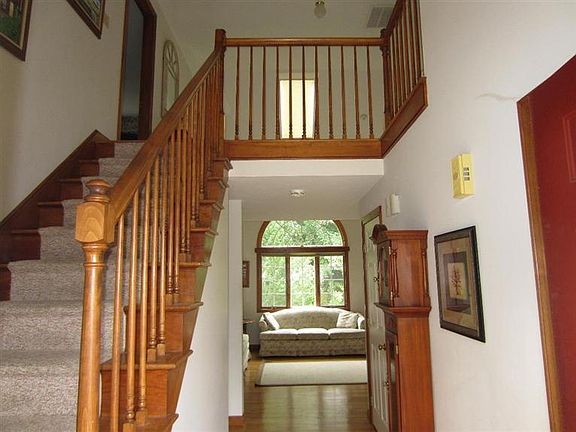2nd image of 45 Coles Pond Drive