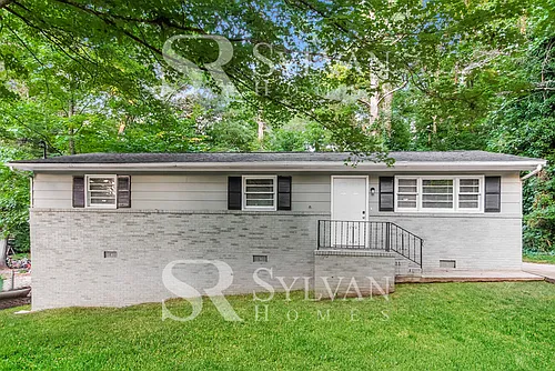 135 Wildwood Dr Photo 1