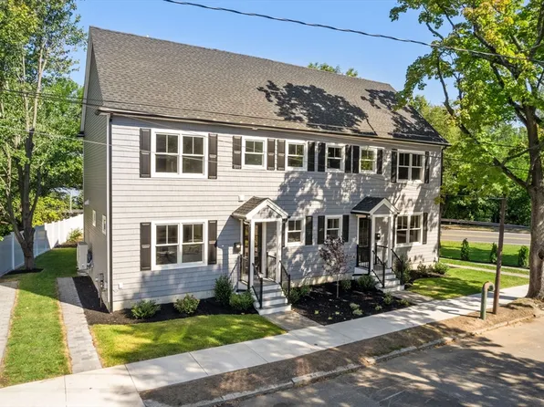 5 Mystic Lake Dr #5, Arlington, MA 02474