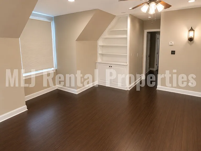5881 S Irvington Ave — Photo 42