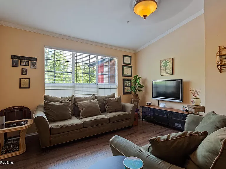 211 Colima Ct #1132 — Photo 2