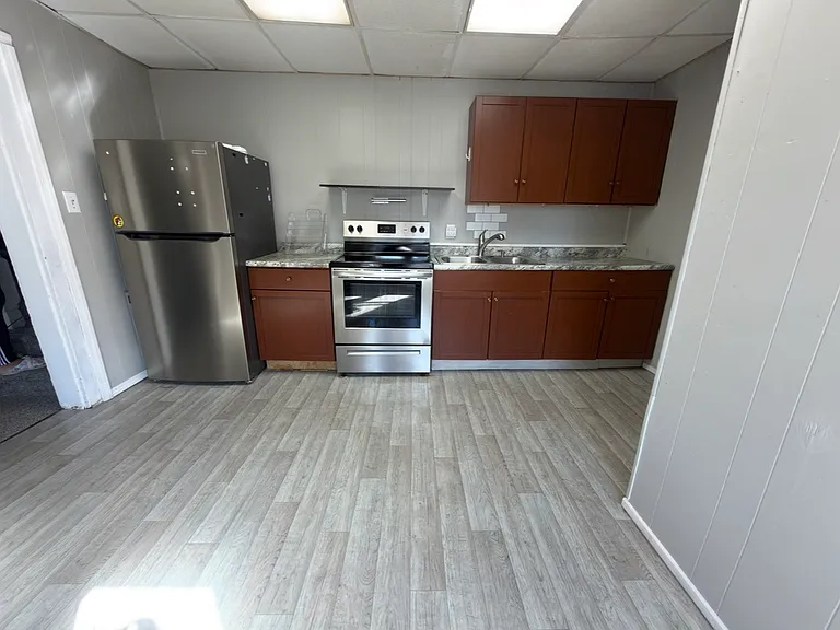 304 E Main St #3 — Photo 13