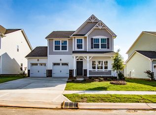 2528 Autumn Glenn Ave, Pineville, NC 28134
