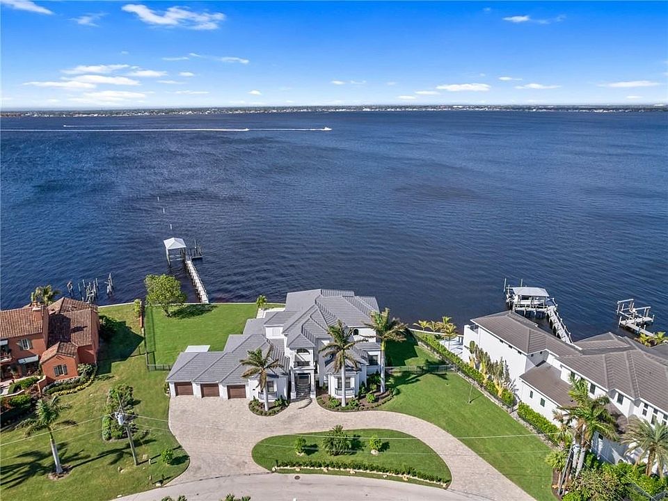 1st image of 951 Aqua Ln